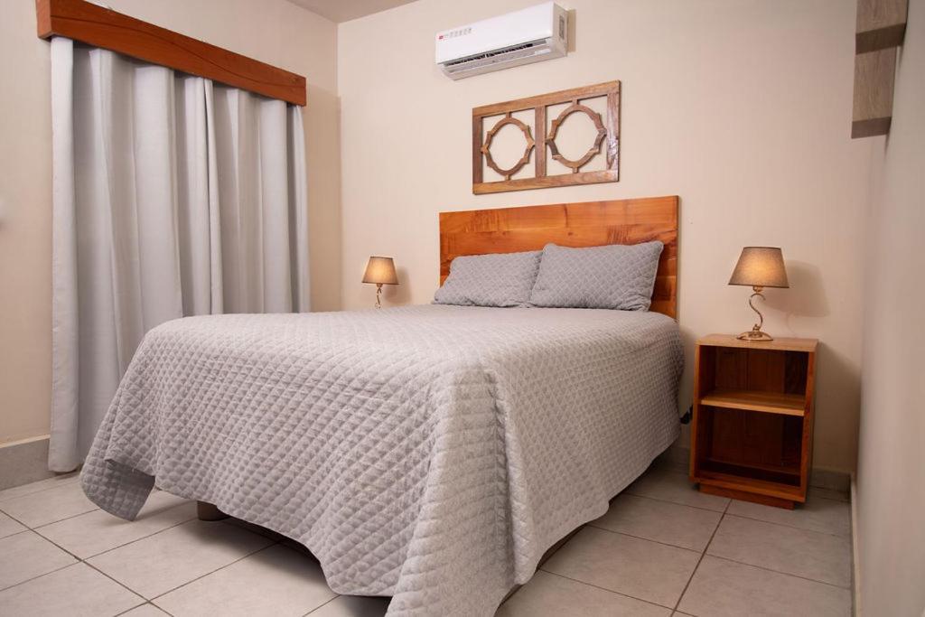 Hotel Vina Del Mar Omoa Buitenkant foto